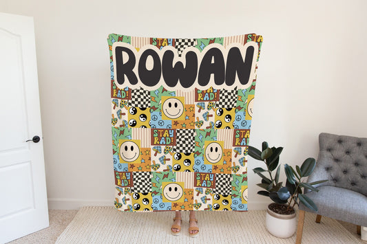 Personalized blanket for boys, Smiley face blanket, checkered throw, birthday gift for him, custom name baby blanket, baby shower gift