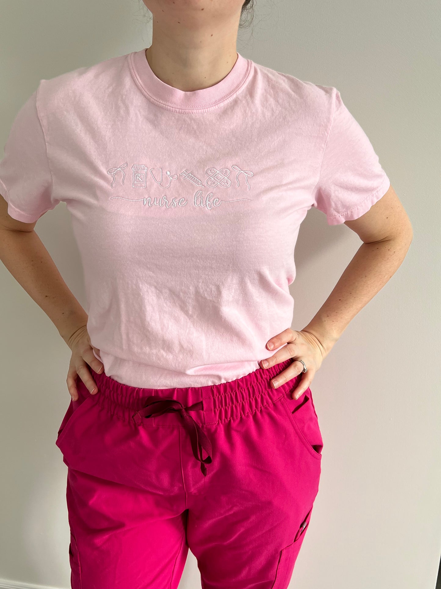 Nurse life Embroidered t-shirt Comfort Colors Minimalist