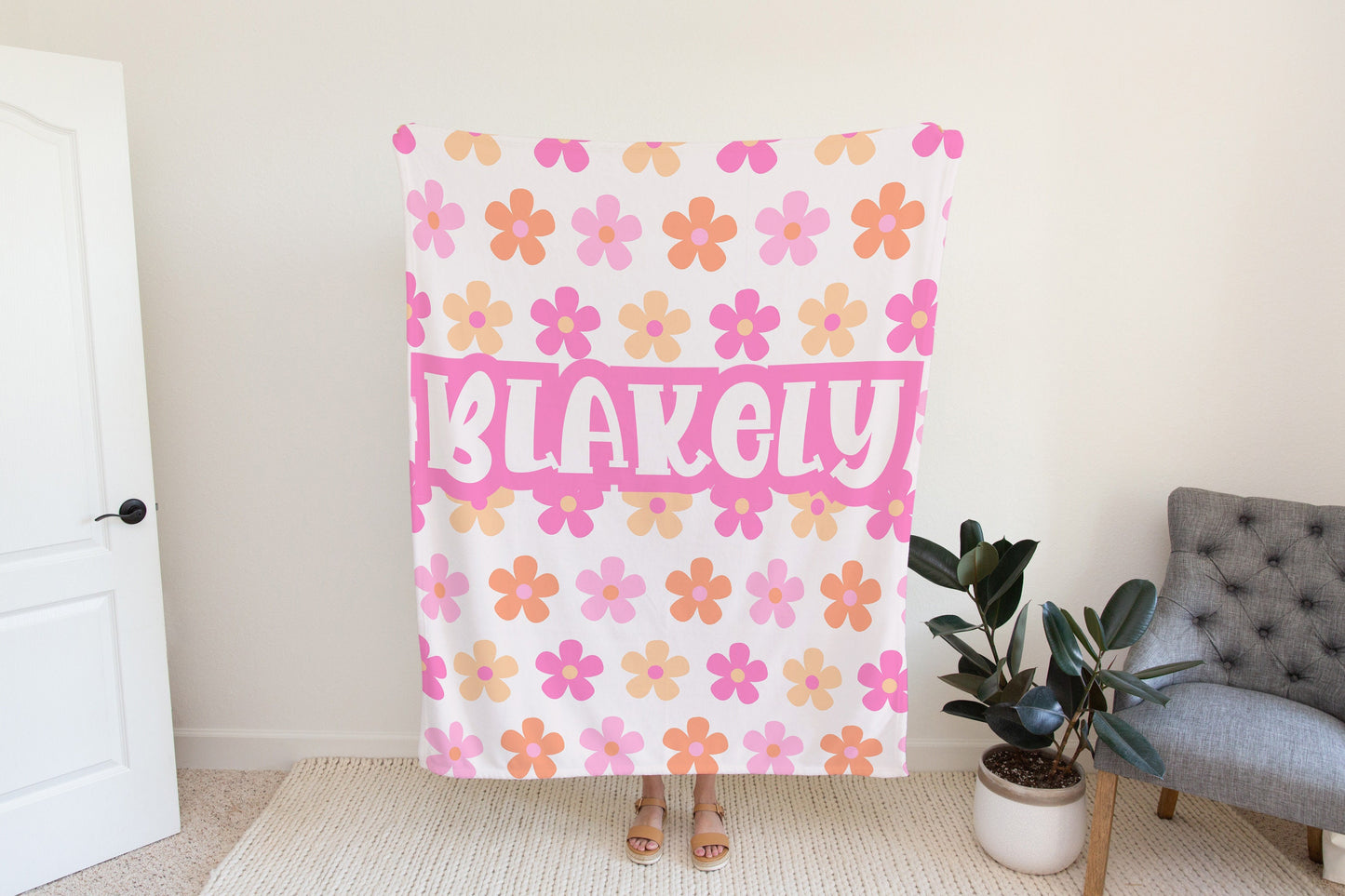 Personalized floral Blanket pink, groovy floral blanket, pink floral blanket, pastel floral blanket, toddler blanket, groovy home decor