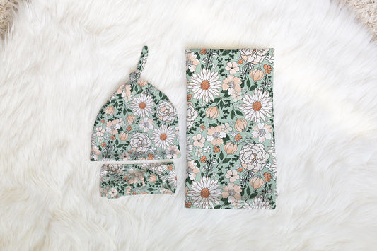 Personalized Floral Baby Swaddle Blanket newborn boho, coming home hospital announcement reveal outfit, custom name blanket baby shower gift